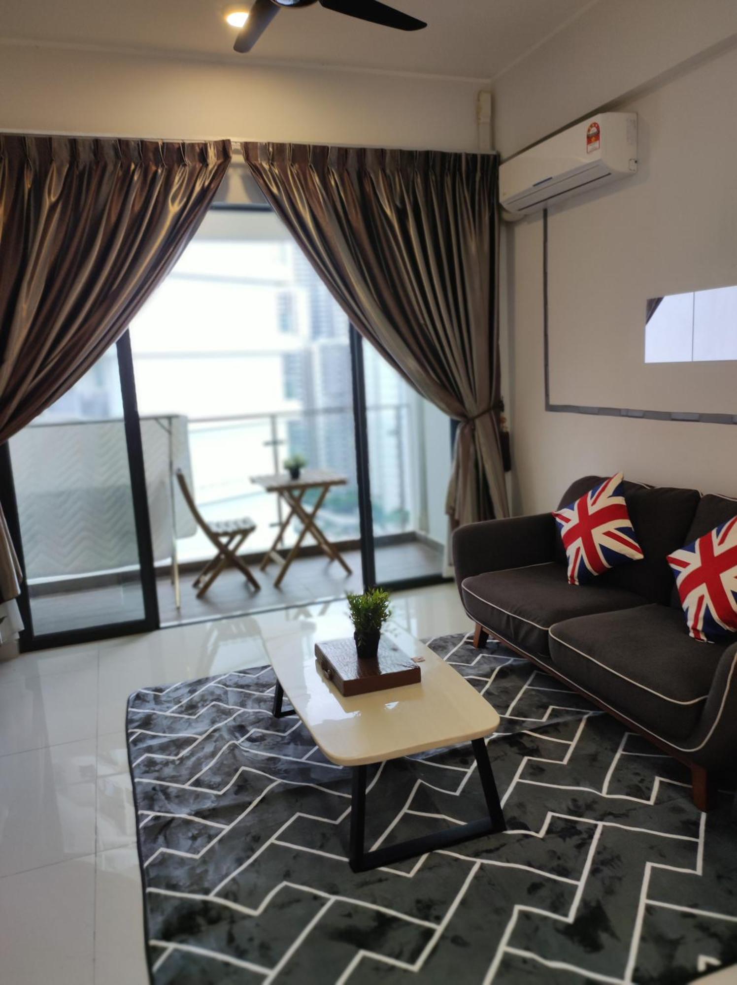 Happy Amberside - Title Apartment